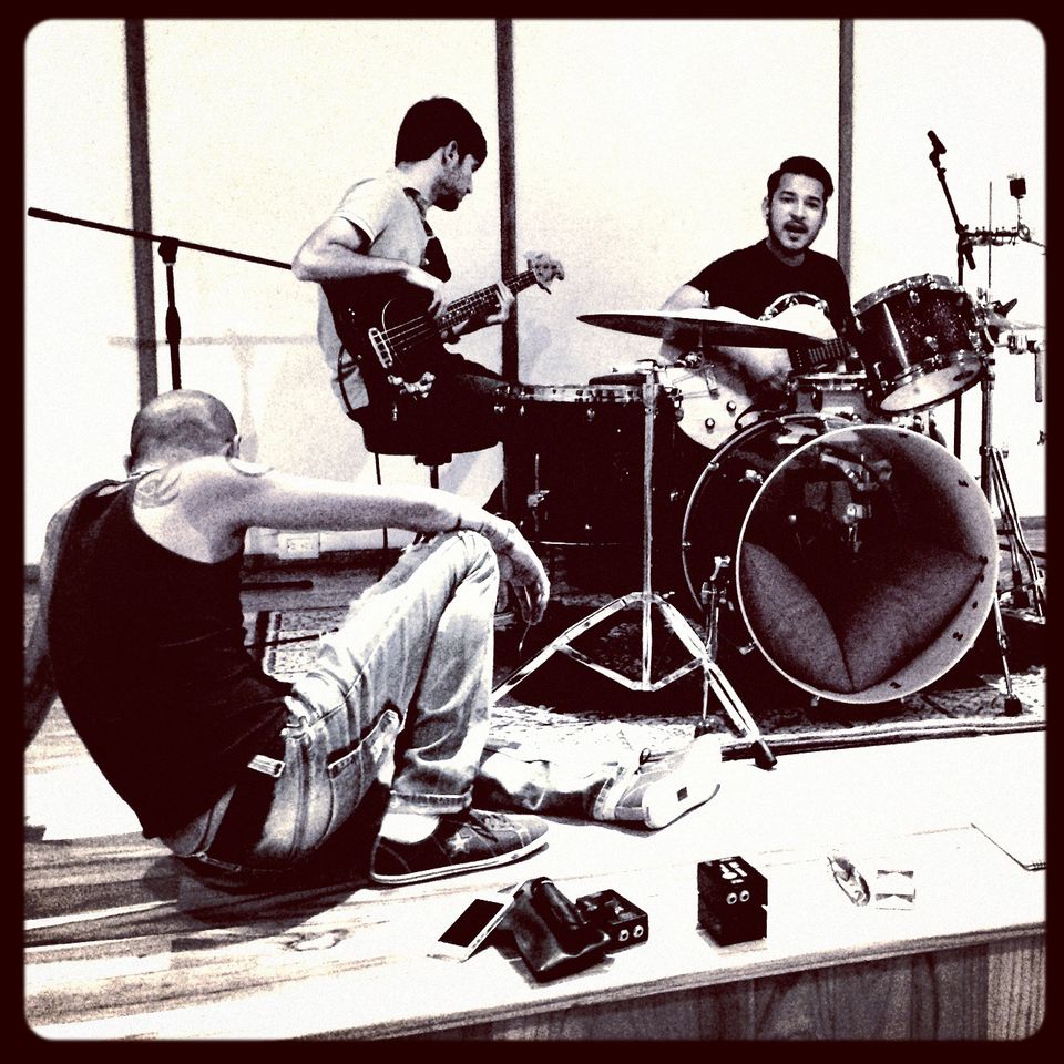 NUESTRA PROPIA VERSIÓN