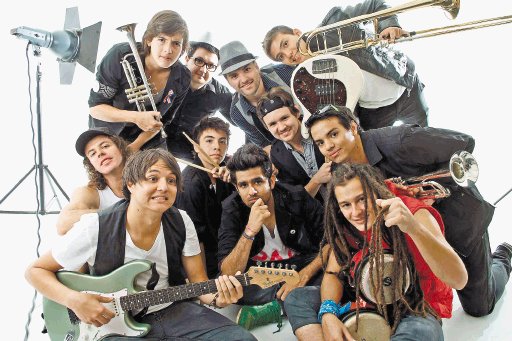 PERCANCE, el poderoso y festivo combo costarricense lleva su música a Chile y Argentina
