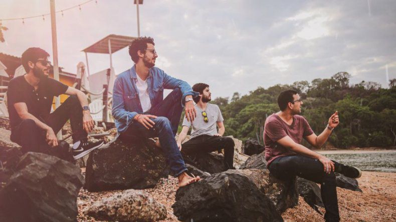 A banda Entre Nos do Panamá lança seu novo vídeo contando como convidada com Lucy Patané da Argentina