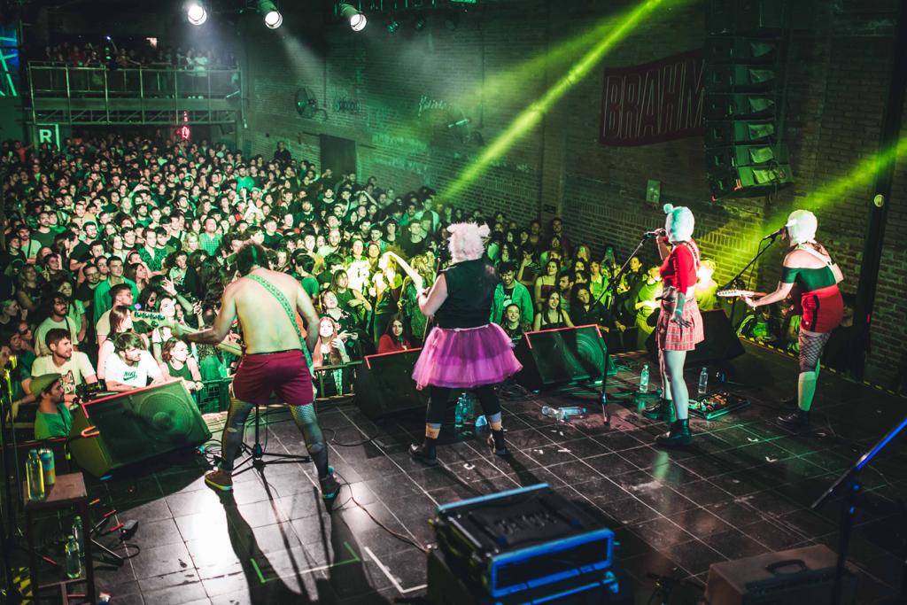 Pequeño Bambi, a banda argentina Punk-Queer, realiza a sua turnê Cordillera