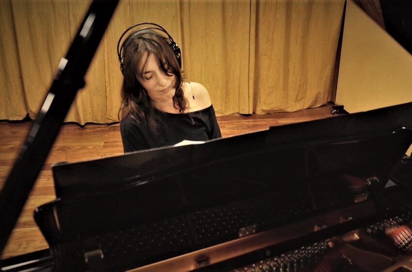 Apresenta-se “La Canción de las Poetas”, álbum de homenagem às grandes poetisas Latinoamericanas interpretado por conhecidas cantoras da América do Sul