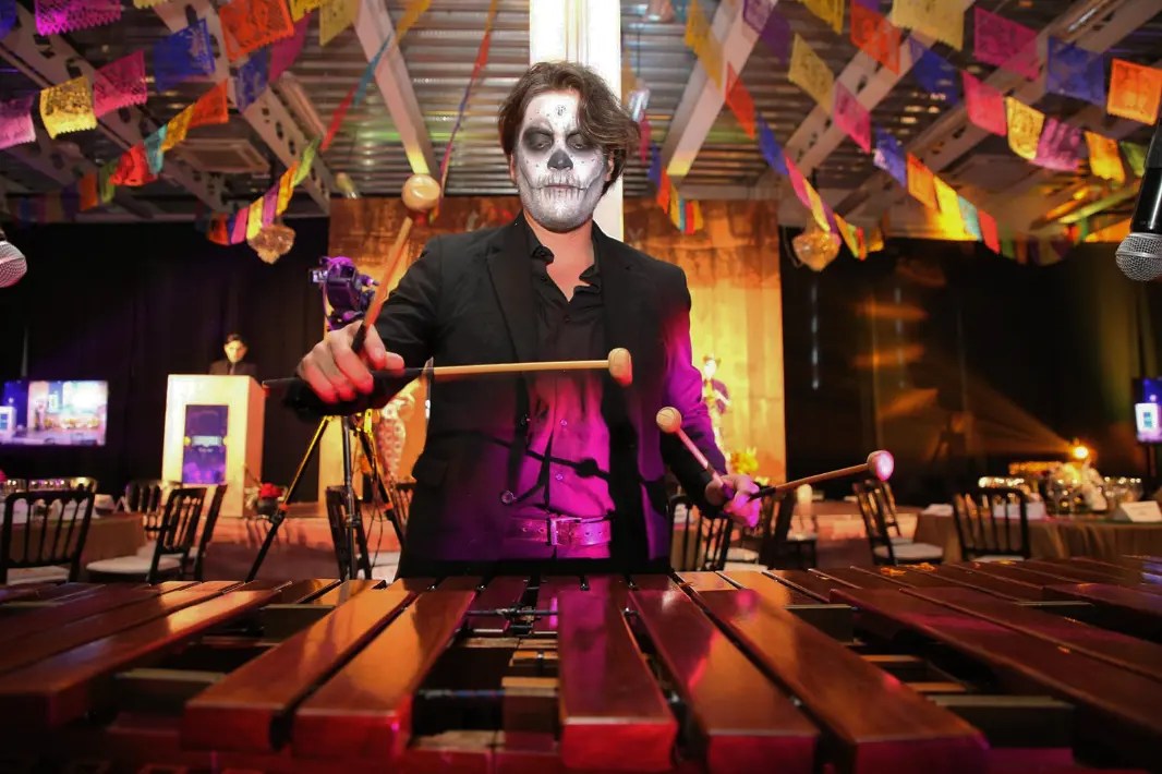 Eusebio Sánchez apresenta o seu projeto a-Q-uático – Música para água e eletrónica ao vivo