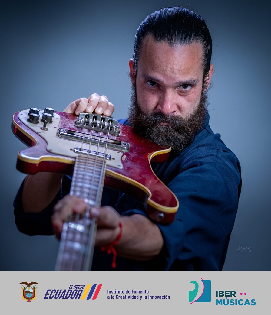 Ricardo Pita, do Equador, apresenta “Todos Juntos”, uma música que foi a vencedora do concurso de criação de canções do Ibermúsicas em sua edição de 2020