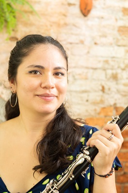 A clarinetista chilena Javiera Hunfan inicia seu trabalho de pesquisa no Brasil “A vida e a obra inéditas de Malaquías”