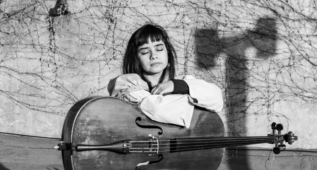 La violonchelista ecuatoriana Ana Gamboa realizará una amplia gira por México, Venezuela, Perú, Colombia, Chile y Brasil