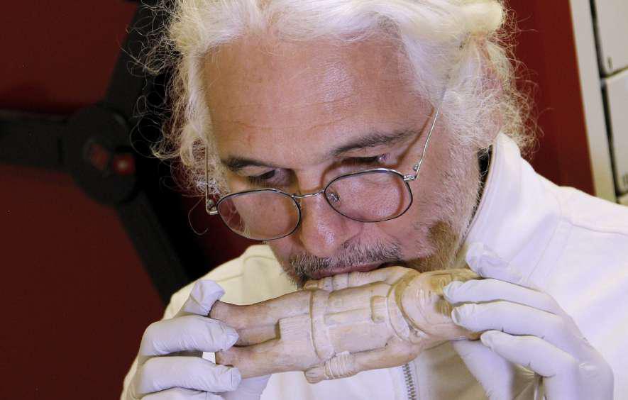 Los etnomusicólogos argentinos María Emilia Sosa Cacace y Alejandro Iglesias Rossi presentan parte de los resultados de su proyecto de recuperación del patrimonio sonoro maya